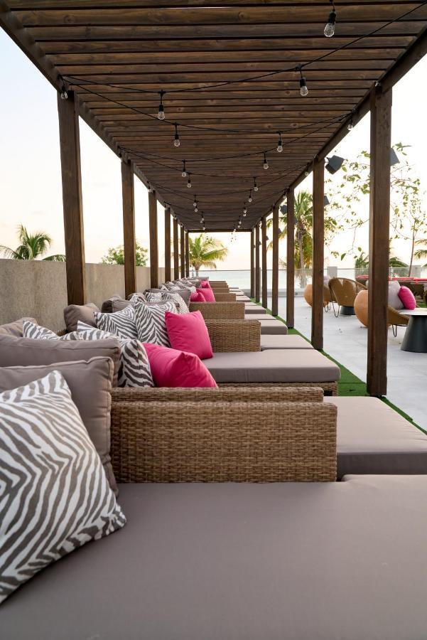 O2 Beach Club & Spa All Inclusive By Ocean Hotels كرايست تشيرش المظهر الخارجي الصورة